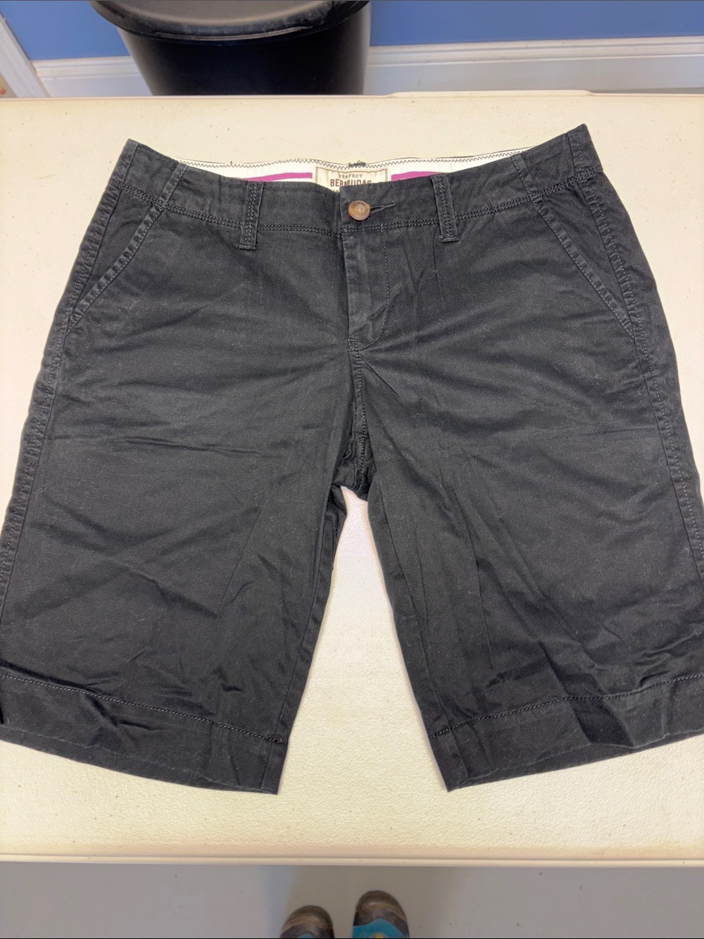 Perfect Bermuda Black Shorts Sz 4